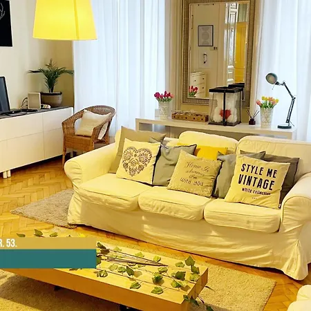 Apartamento Little Americas Music Academy Apts. Budapest